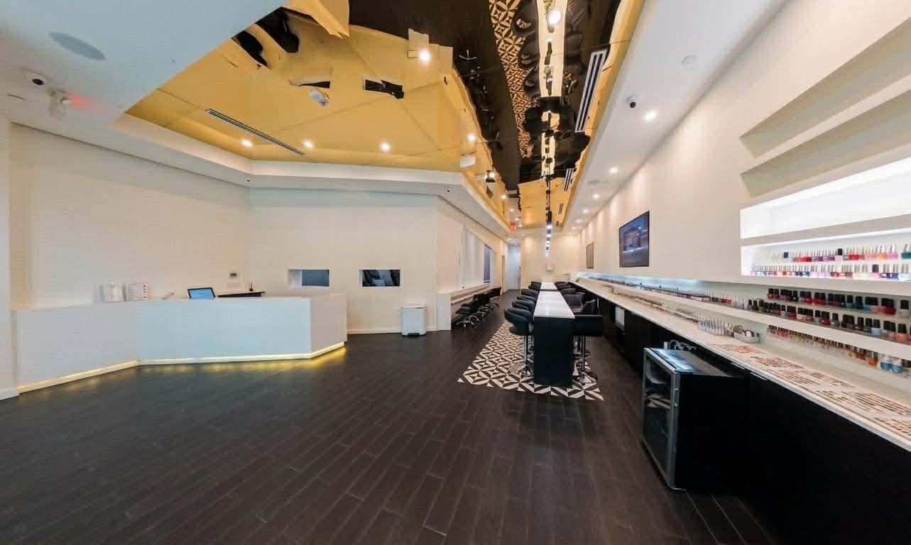 Inside Edge Nails and Spa